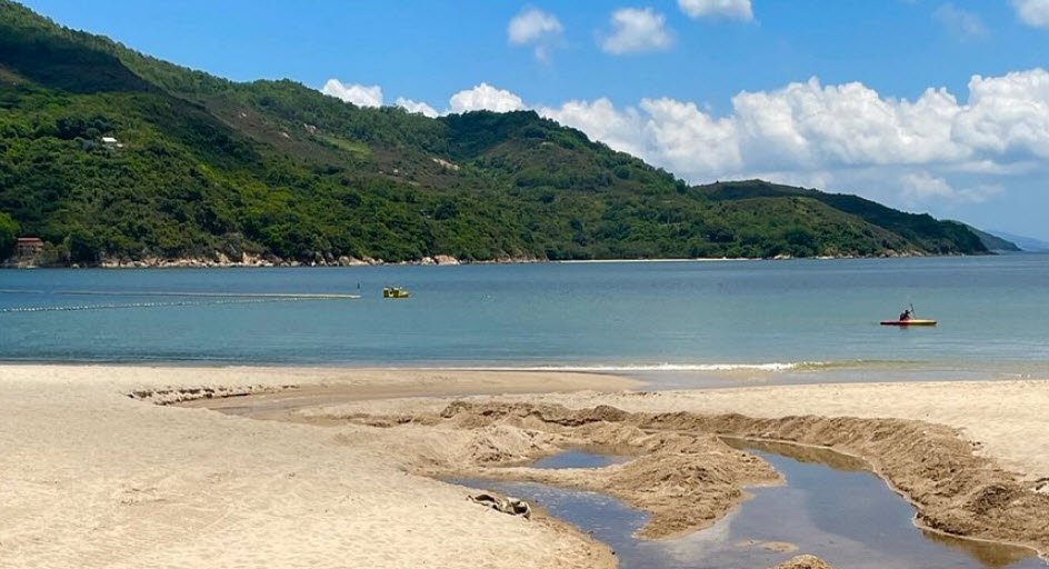 Silvermine Bay Beach, China